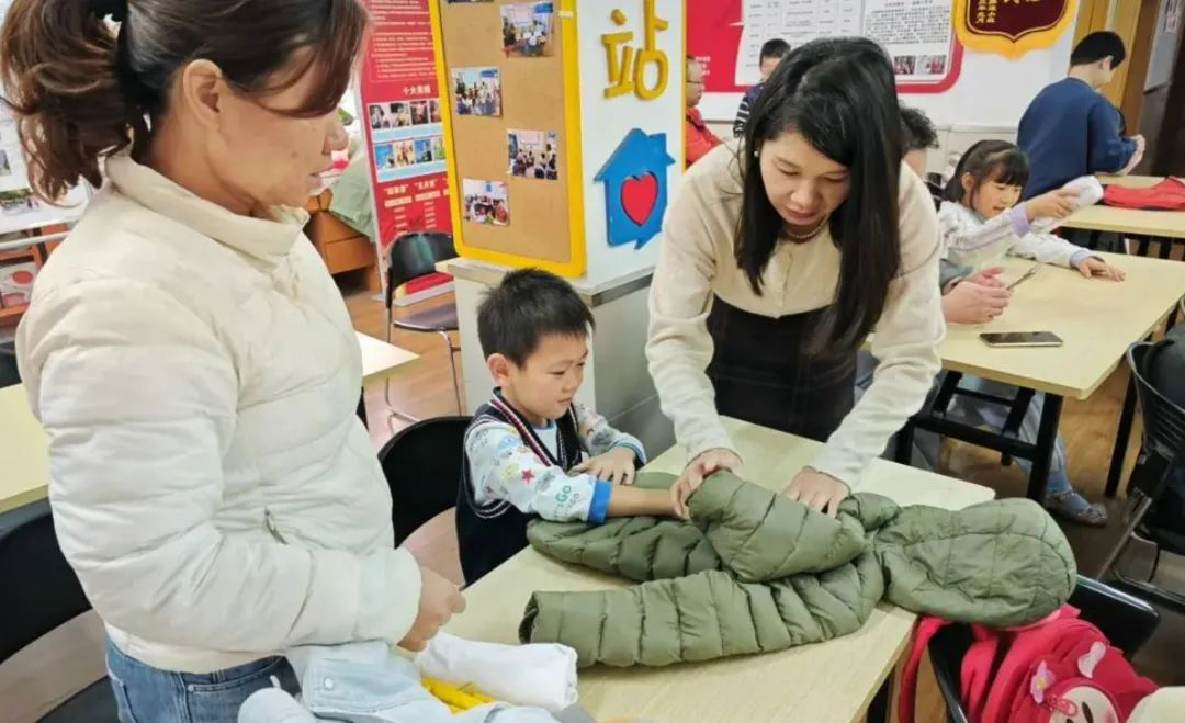 东明路街道：拉满实事“进度条”，做好群众“贴心人”